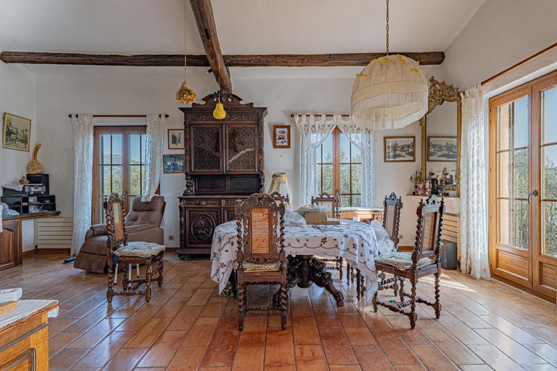 Villa - 101 m² - 4 pièces