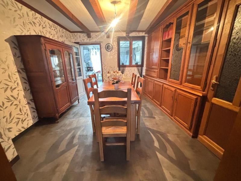 Maison - 100 m² - 5 pièces