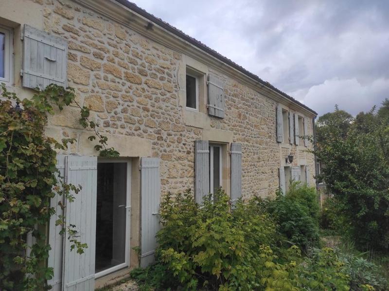 Maison - 136 m² - 4 pièces