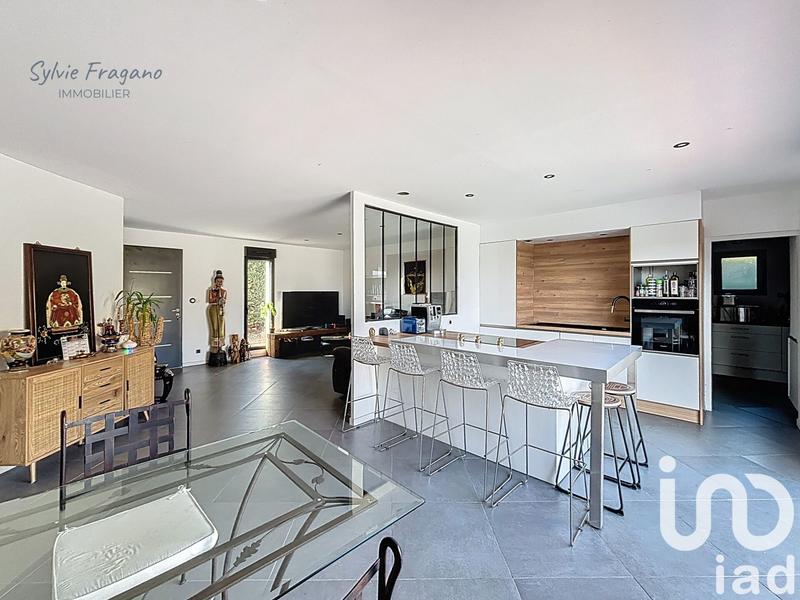 Maison - 130 m² - 6 pièces