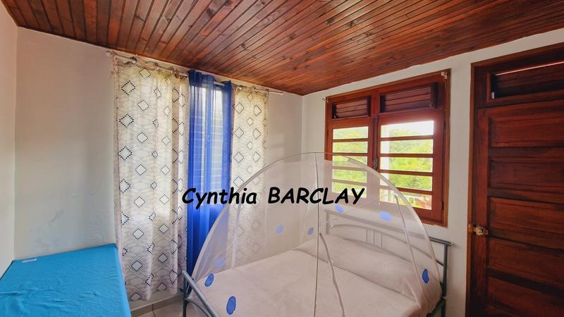 Maison - 300 m² - 8 pièces