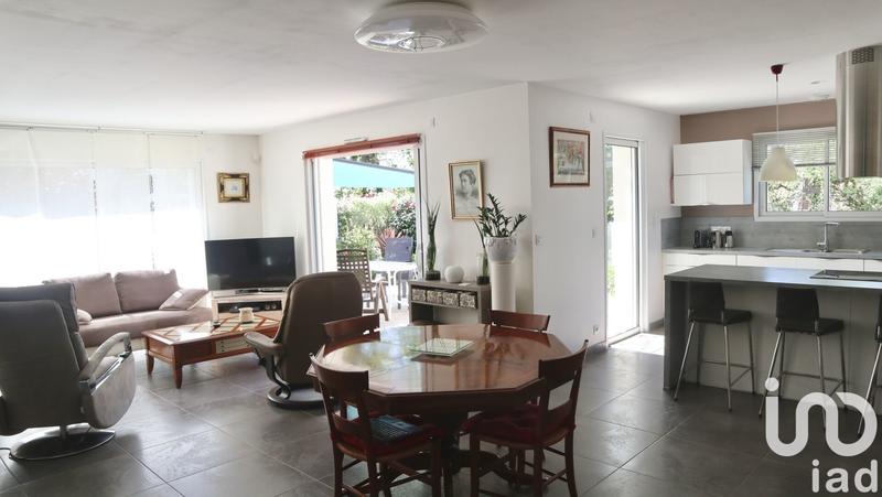 Maison - 92 m² - 4 pièces