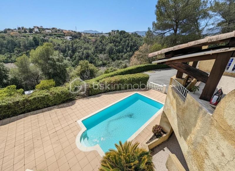 Villa - 175 m² - 5 pièces