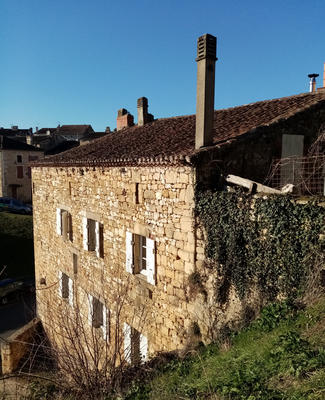 Maison - 300 m² - 9 pièces