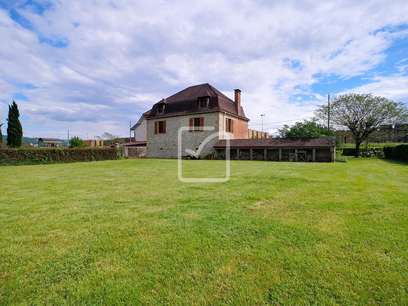 Maison - 145 m² - 5 pièces