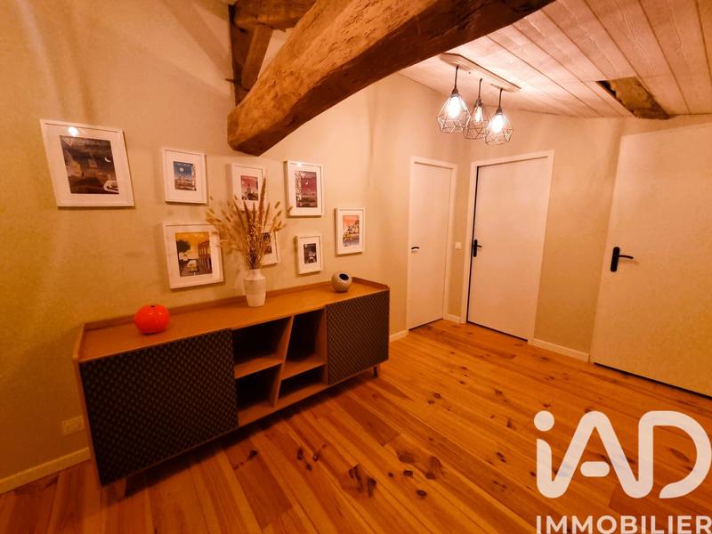Maison - 231 m² - 13 pièces
