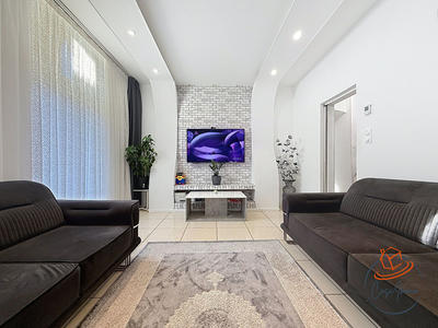 Maison - 160 m² - 7 pièces