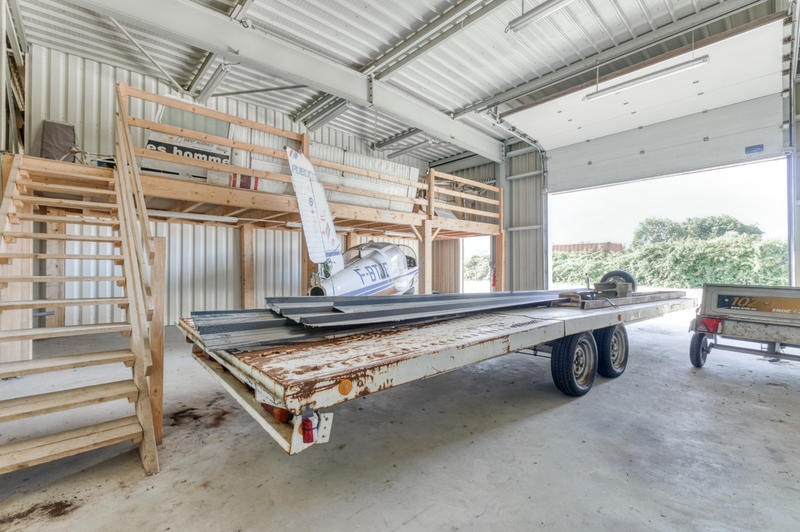 Local commercial - 460 m² - 2 pièces