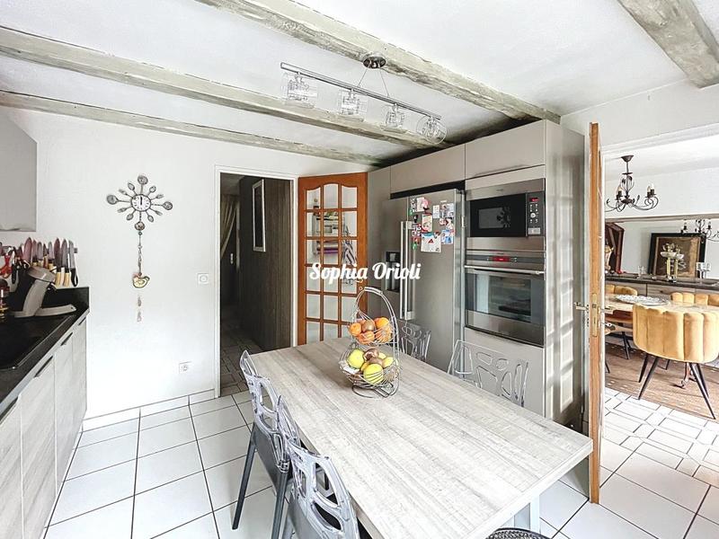 Maison - 185 m² - 5 pièces