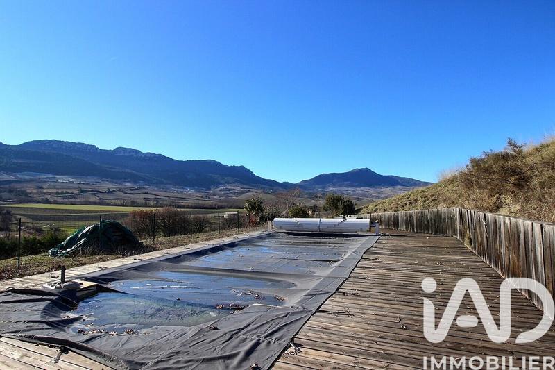 Maison - 237 m² - 8 pièces