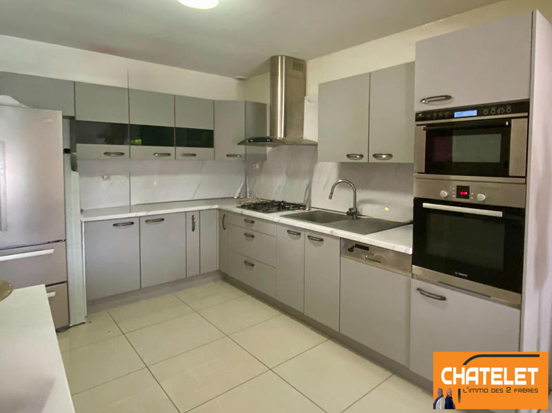 Maison - 157 m² - 7 pièces