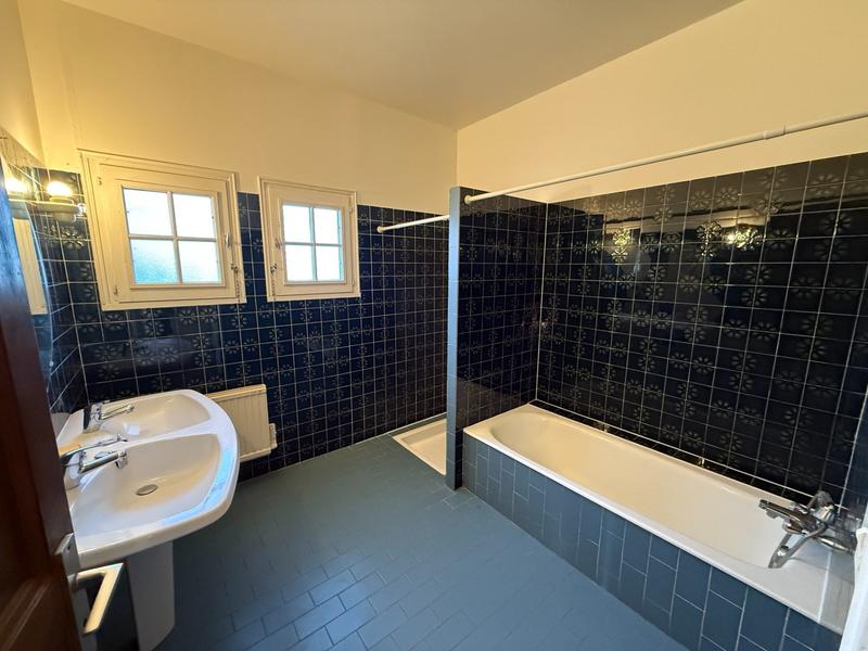 Maison - 155 m² - 6 pièces