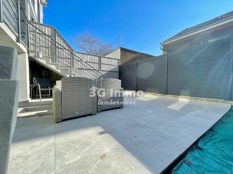 Maison jumelée - 82 m² - 4 pièces