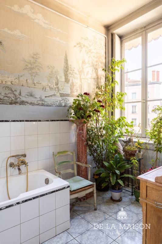 Appartement - 265 m² - 7 pièces