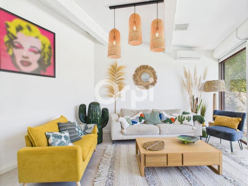 Villa - 141 m² - 5 pièces