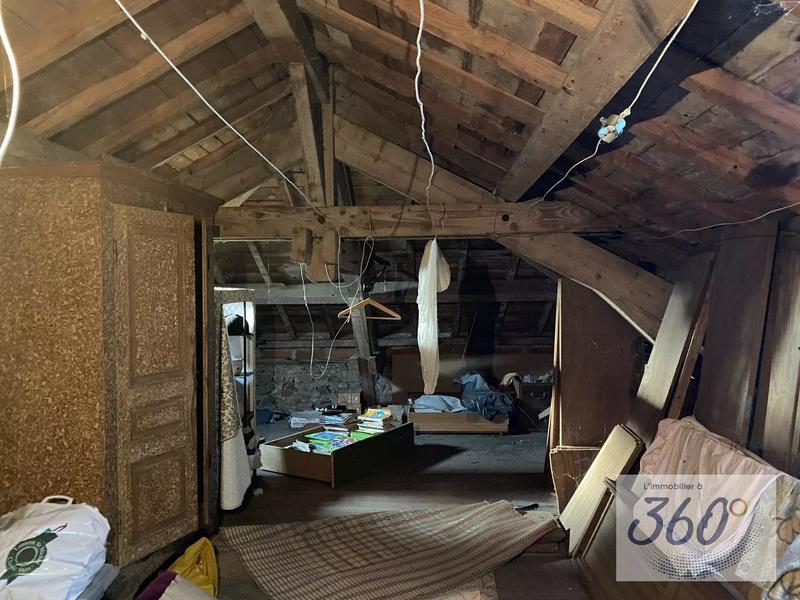 Maison - 92 m² - 5 pièces