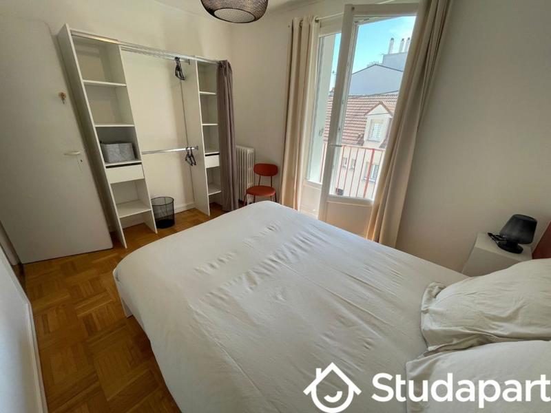 Chambre - 11 m² - 1 pièce