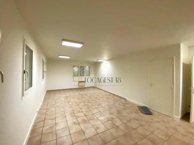Local commercial - 106 m² - 4 pièces