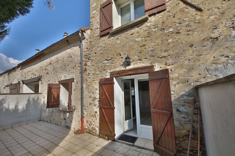 Immeuble - 241 m² - 10 pièces