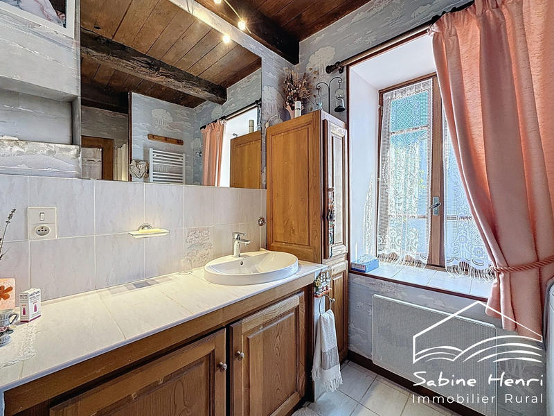 Maison ancienne - 105 m² - 4 pièces