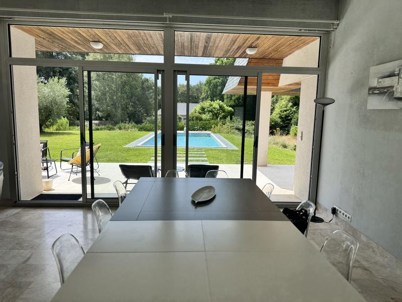 Maison - 371 m² - 9 pièces