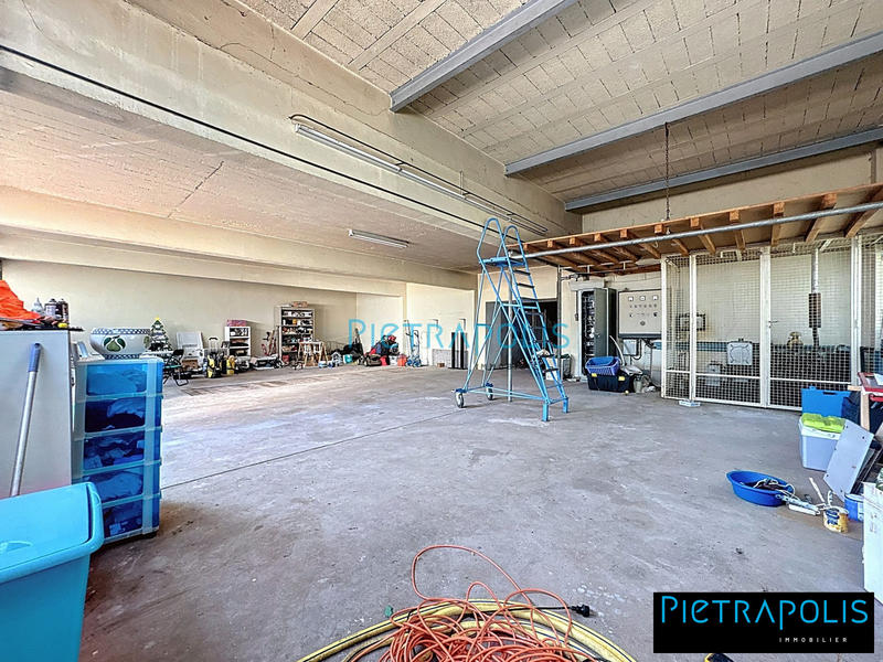 Maison contemporaine - 255 m² - 10 pièces