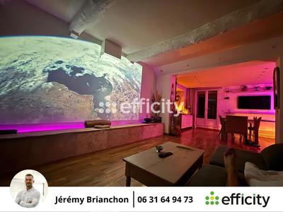 Maison - 150 m² - 5 pièces