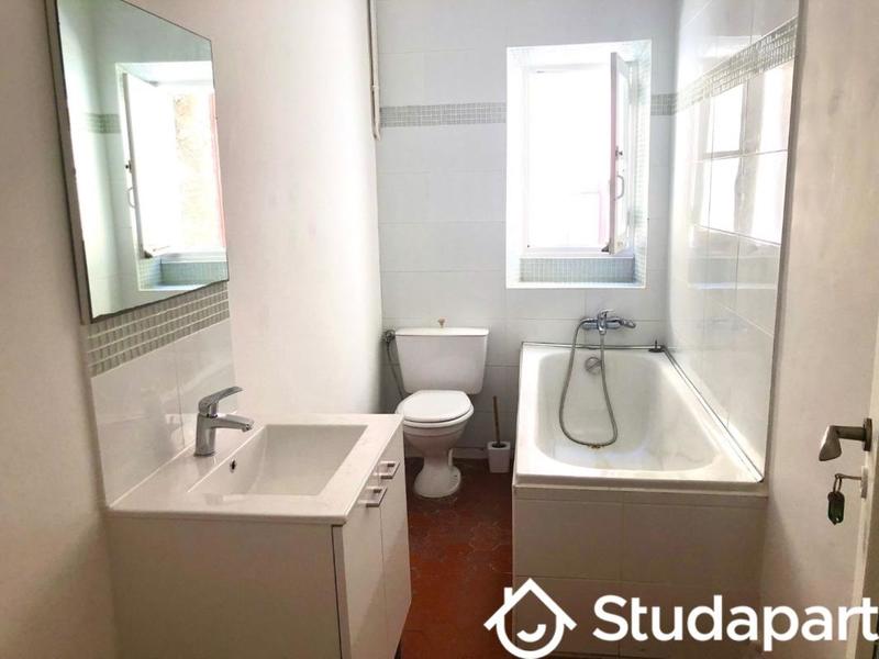 Chambre - 14 m² - 1 pièce