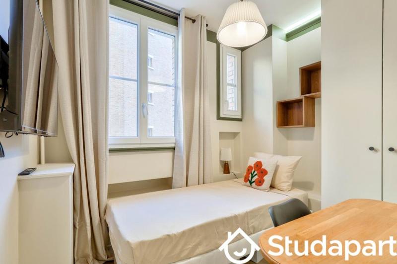 Chambre - 13 m² - 1 pièce