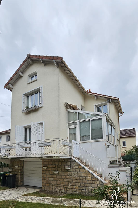 Maison - 85 m² - 5 pièces