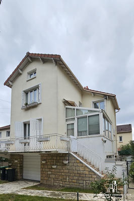 Maison - 85 m² - 5 pièces