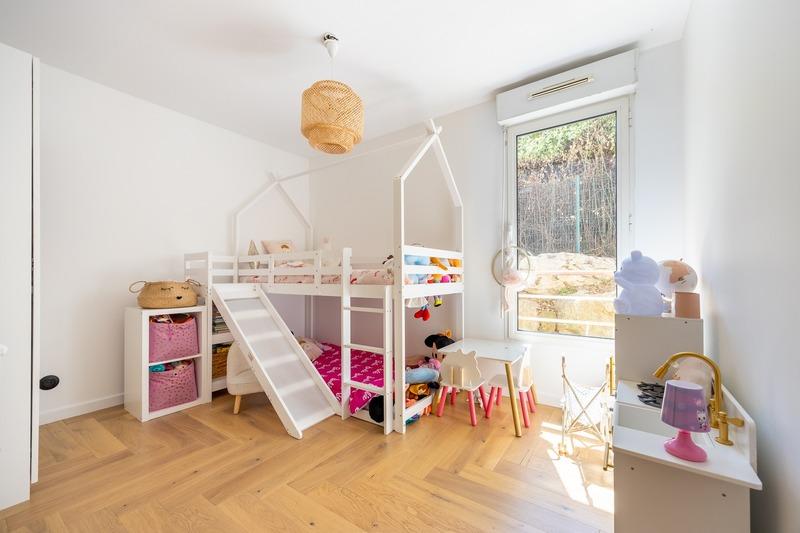 Appartement - 81 m² - 4 pièces