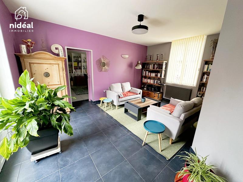 Maison - 280 m² - 7 pièces