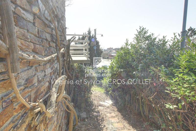 Maison - 196 m² - 7 pièces