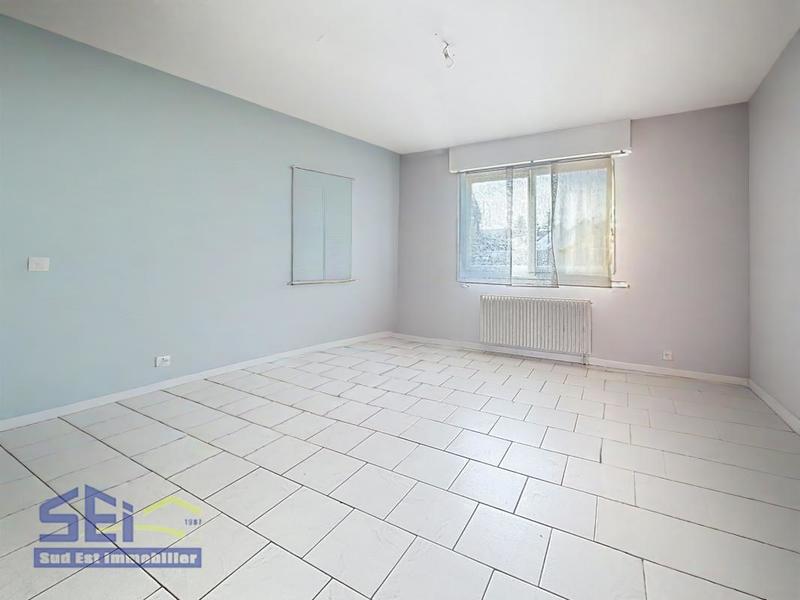 Pavillon - 140 m² - 6 pièces