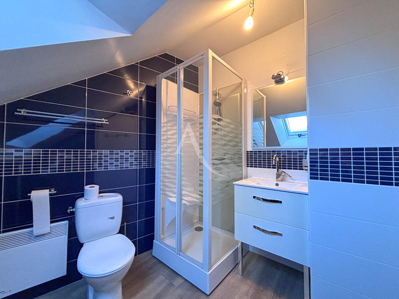 Maison - 159 m² - 8 pièces