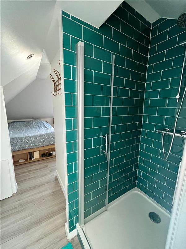 Maison - 84 m² - 6 pièces