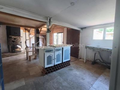 Maison - 200 m² - 8 pièces