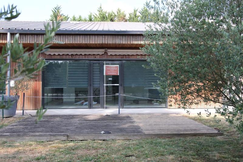 Local commercial - 104 m²