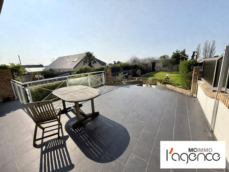 Maison - 140 m² - 5 pièces