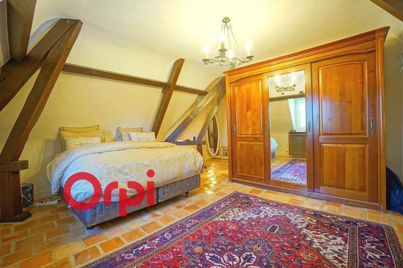 Maison - 225 m² - 8 pièces