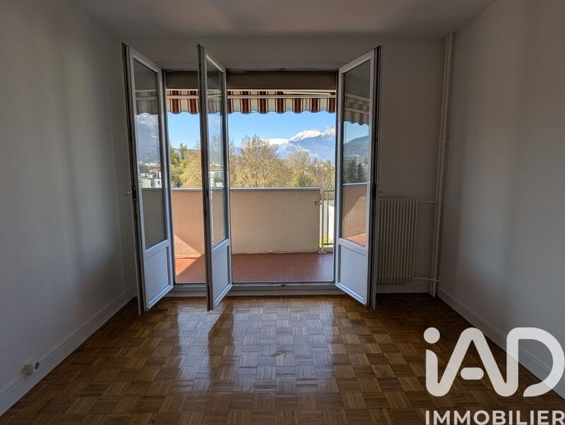 Appartement - 86 m² - 4 pièces