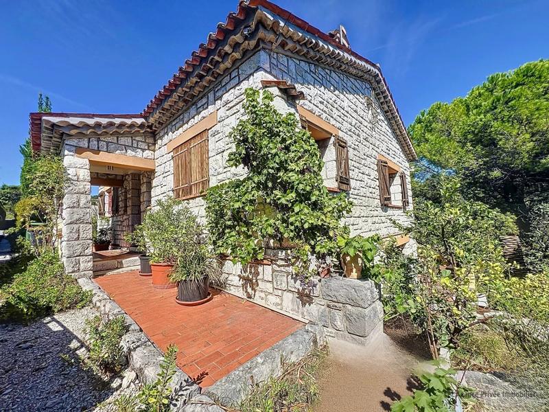 Maison - 114 m² - 4 pièces