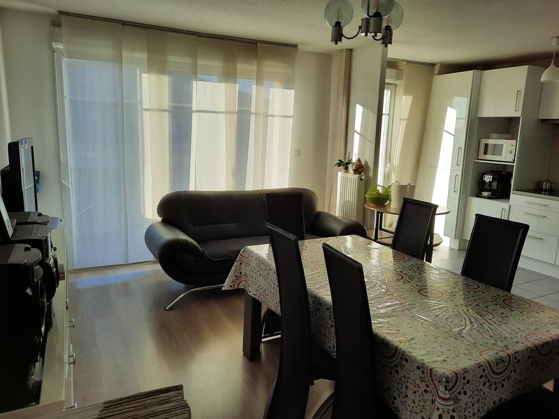 Appartement - 64 m² - 3 pièces