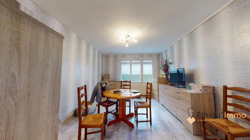 Maison - 85 m² - 4 pièces