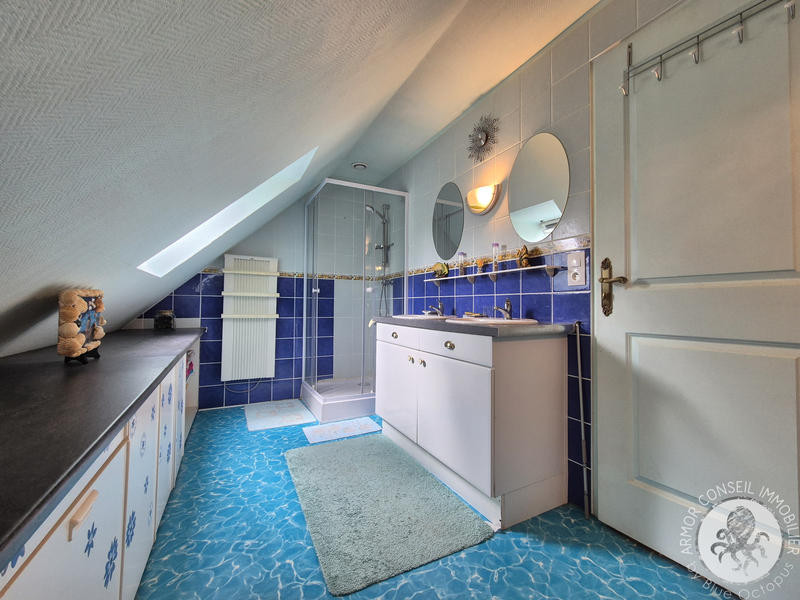 Maison - 162 m² - 7 pièces