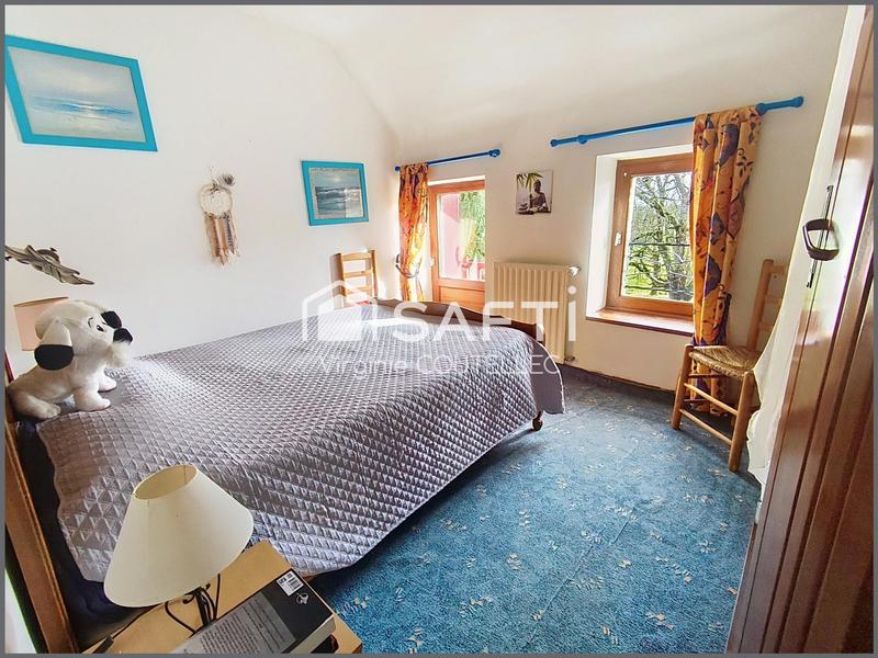 Maison - 200 m² - 8 pièces