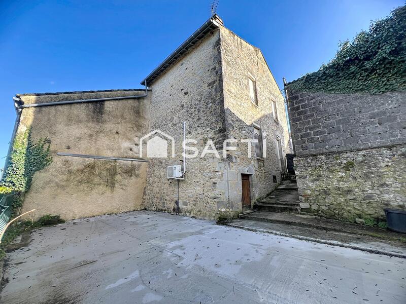 Maison de village - 75 m² - 3 pièces