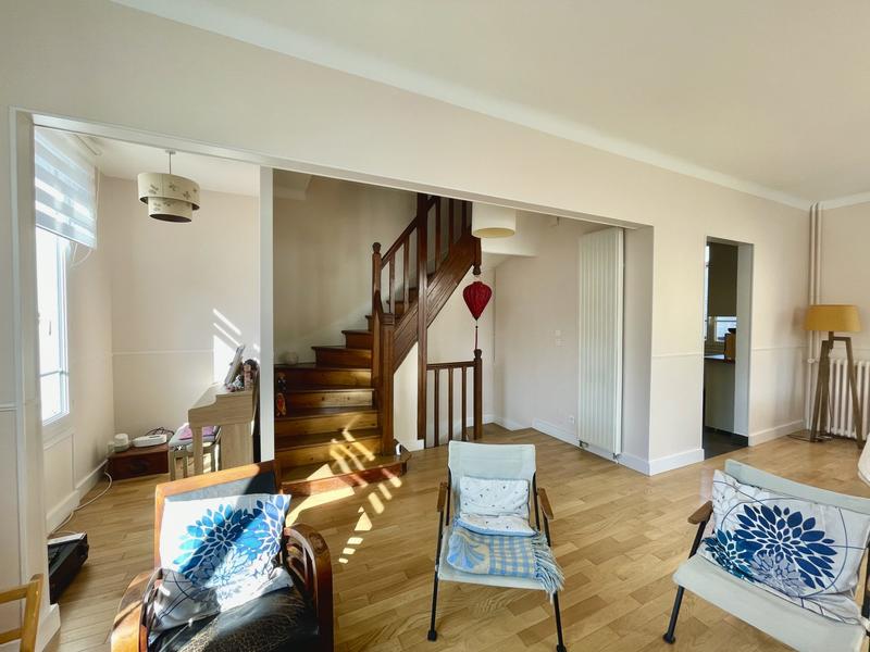 Maison - 100 m² - 6 pièces