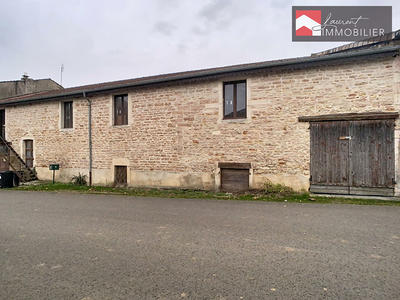 Maison - 180 m² - 1 pièce